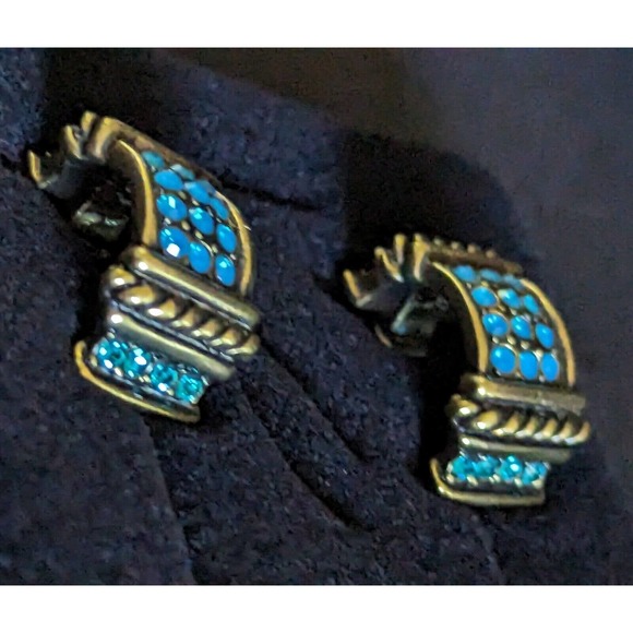 HEIDI DAUS Aquamarine BLUE SWAROVSKI CRYSTAL HALF HOOP EARRINGS Bronze Finish - Picture 3 of 12